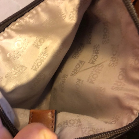 Michael Kors crossbody - Picture 2 of 4